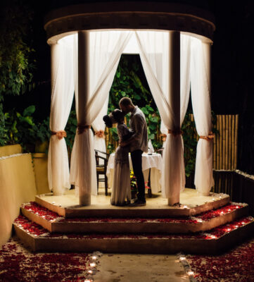 Honeymoon Specials at  Hanging Garden Group​