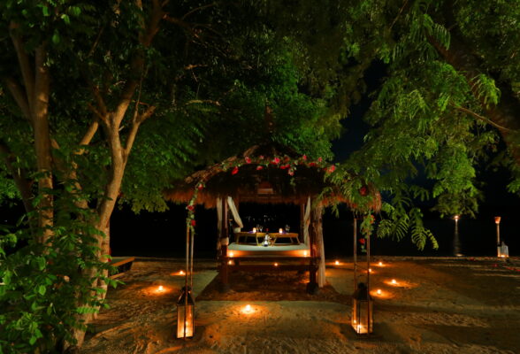 Romantic Dinner by the Beach at Anema Resort