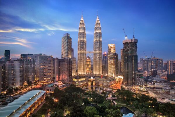Top 10 Compelling Reasons to Visit Malaysia in 2024