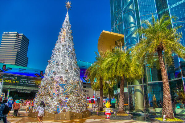 Celebrating Christmas in Thailand: A Tropical Wonderland